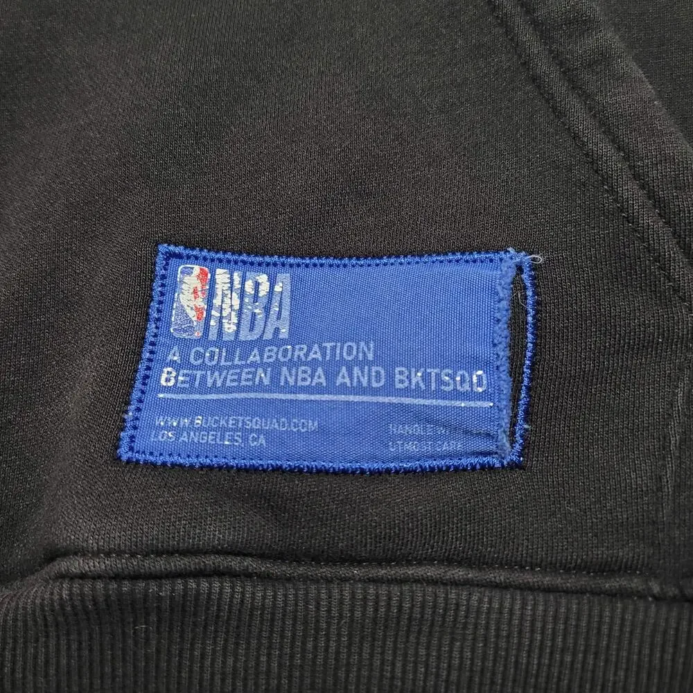 Dallas Mavericks Hoodie Adult Medium Black BKTSQD NBA Collaboration Distressed